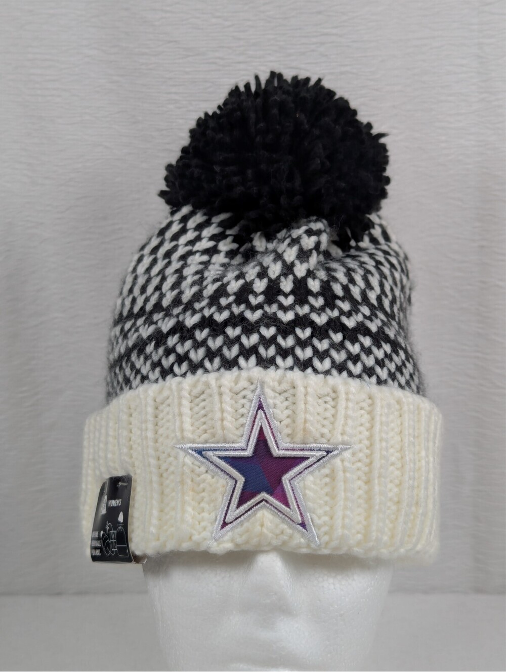 New Era - Women's - NFL Crucial Catch - Intercept Cancer - Beanie / Hat